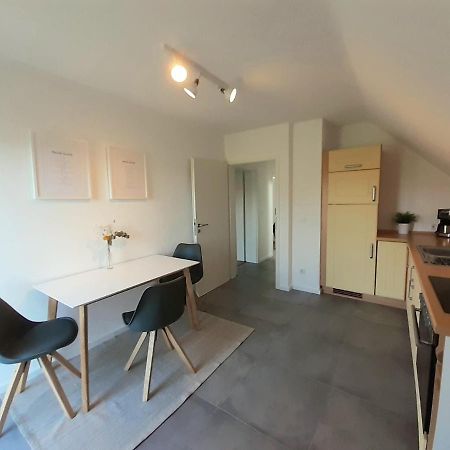 Eifelstern-Schoene Ferienwohnung Mit Balkon Kalenborn-Scheuern ภายนอก รูปภาพ