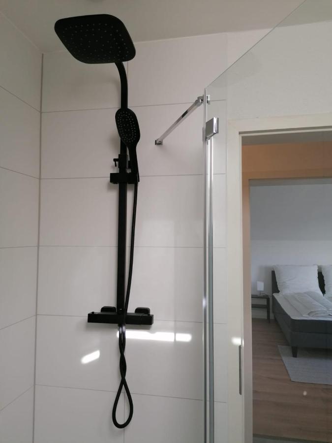 Eifelstern-Schoene Ferienwohnung Mit Balkon Kalenborn-Scheuern ภายนอก รูปภาพ