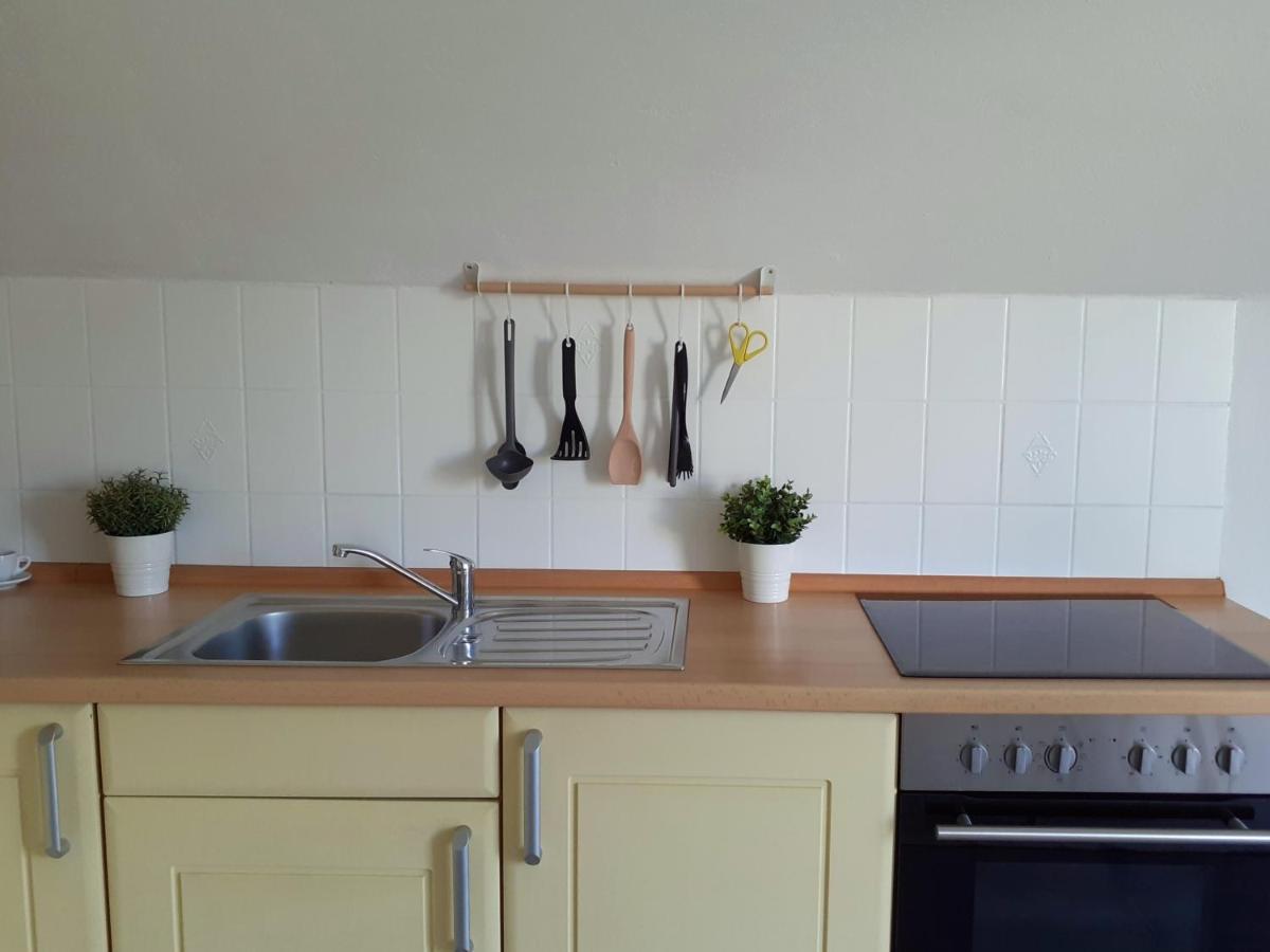 Eifelstern-Schoene Ferienwohnung Mit Balkon Kalenborn-Scheuern ภายนอก รูปภาพ