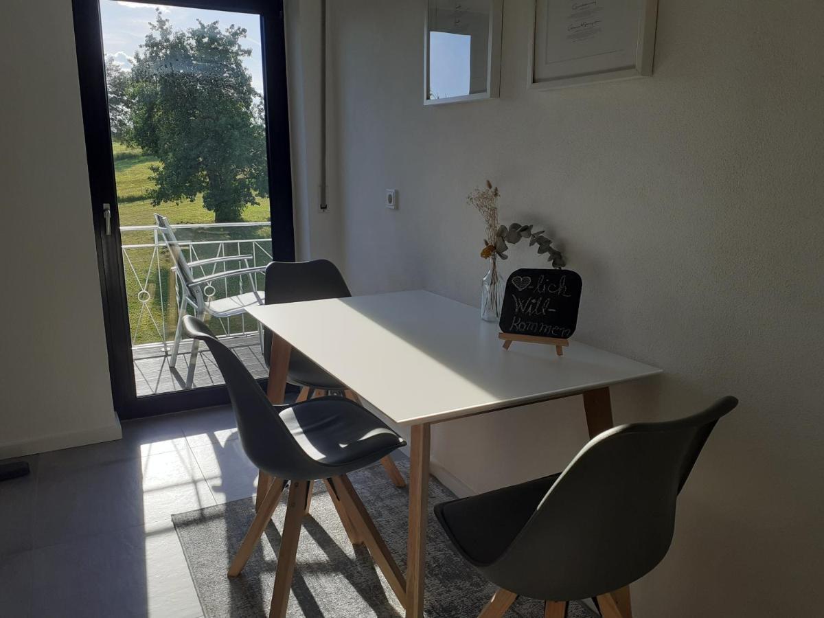 Eifelstern-Schoene Ferienwohnung Mit Balkon Kalenborn-Scheuern ภายนอก รูปภาพ